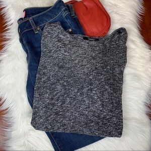 Forever 21 Knit Long Sleeve. Cross Cross Back M